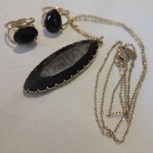 Express Black and Gold Necklace Set